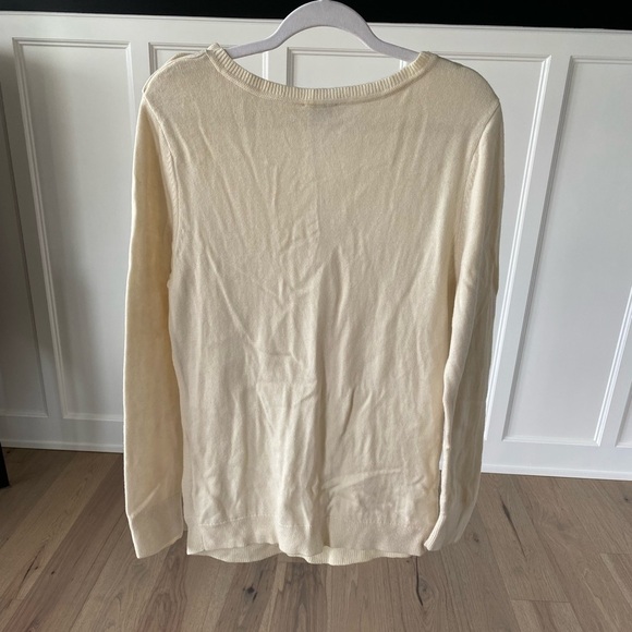 Talbots Woman’s Cream Cable Knit Lambswool Sweater Size Large - Picture 2 of 8